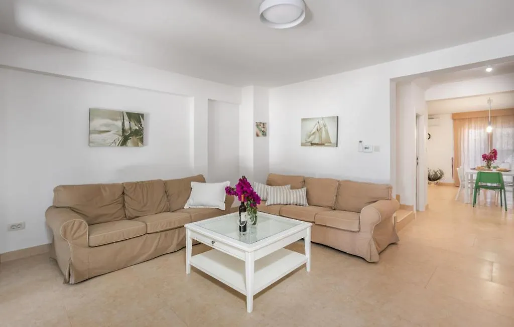 Holiday home Terraced Houses New 2025 Barbat na Rabu