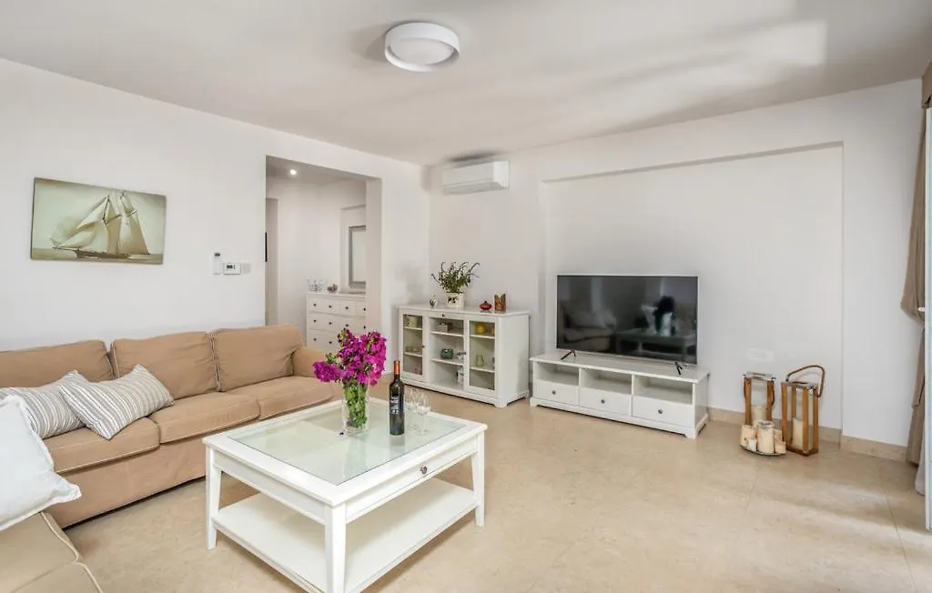 Terraced Houses New 2025 Barbat na Rabu Holiday home