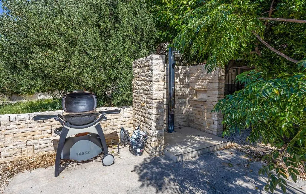 Terraced Houses New 2025 Barbat na Rabu Holiday home