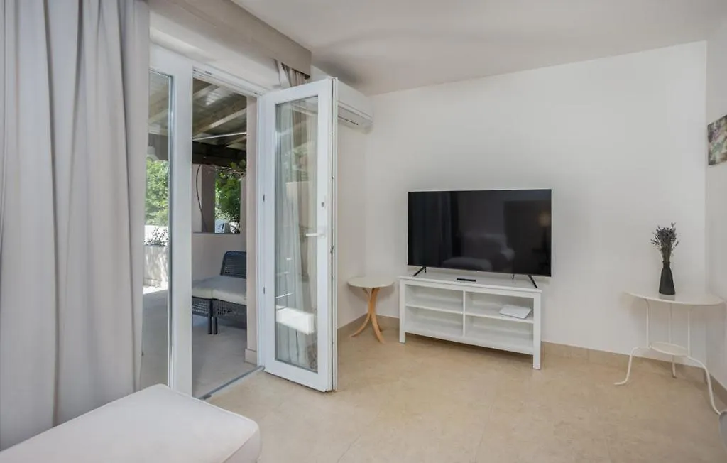 Holiday home Terraced Houses New 2025 Barbat na Rabu